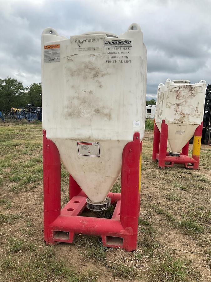 Used Snyder Flow Master Hopper