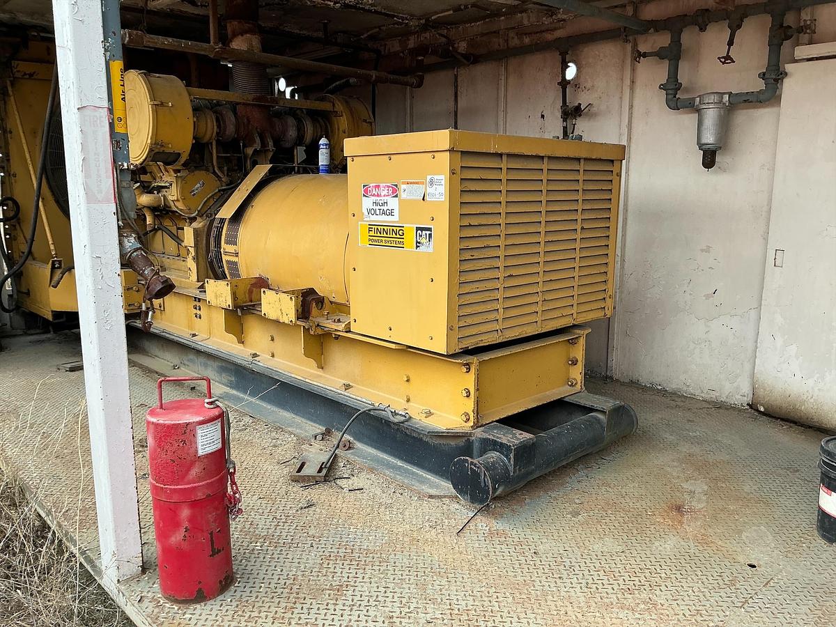 Used Cat Generator, Skid, (With Air Compressors)