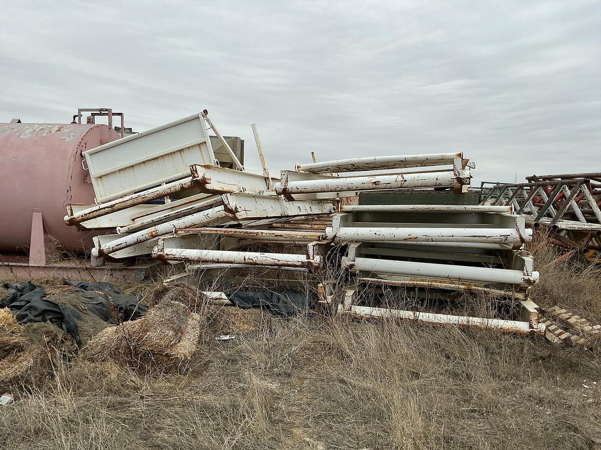 Used Welded Steel Pipe Tub, Skids 