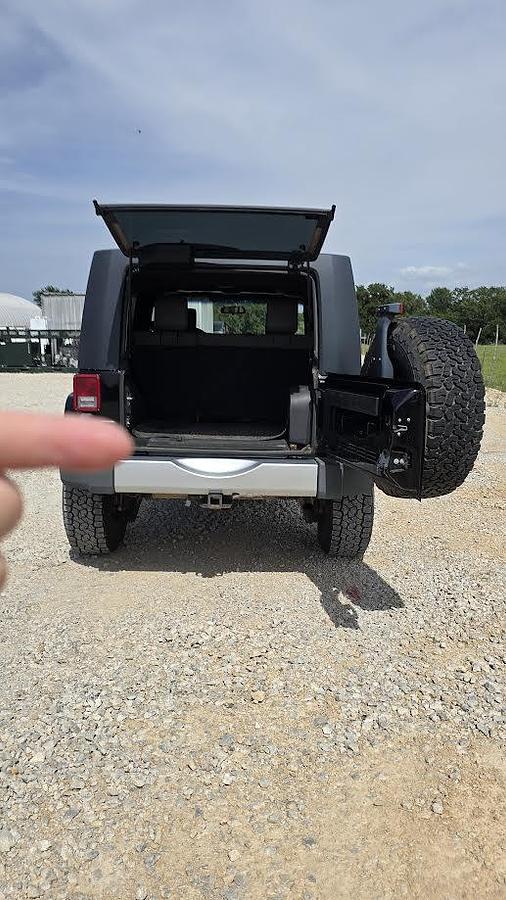 Used 2009 Jeep Wrangler Unlimited Sahara 4WD