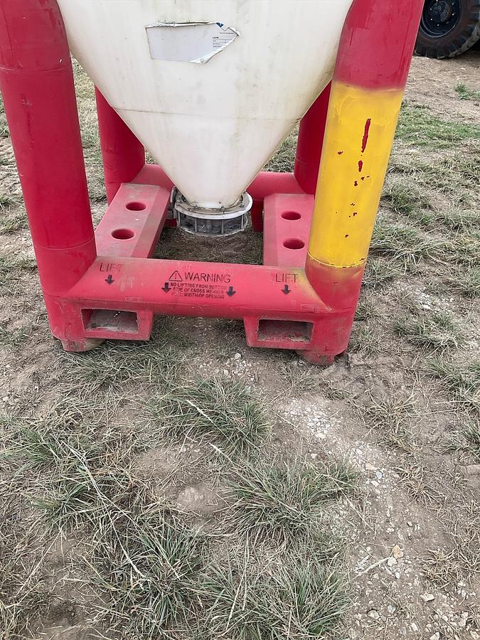 Used Snyder Flow Master Hopper