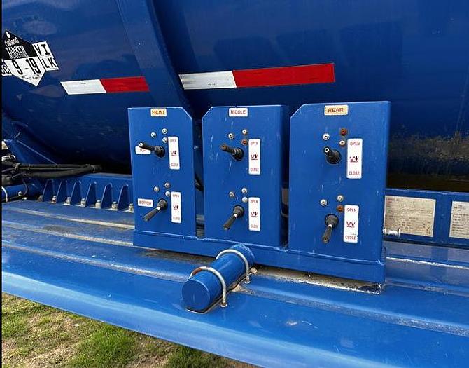 Used 2015 Worley Welding Works Chemical Transport Trailer