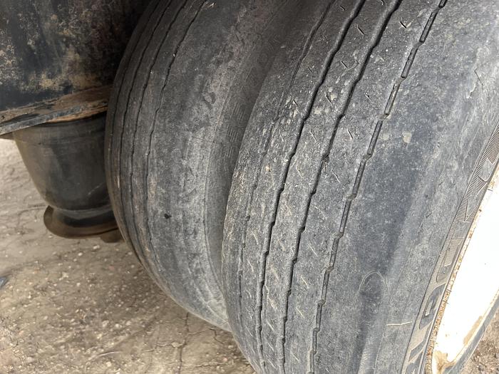 Used 2019 Transcraft 48' Step Deck