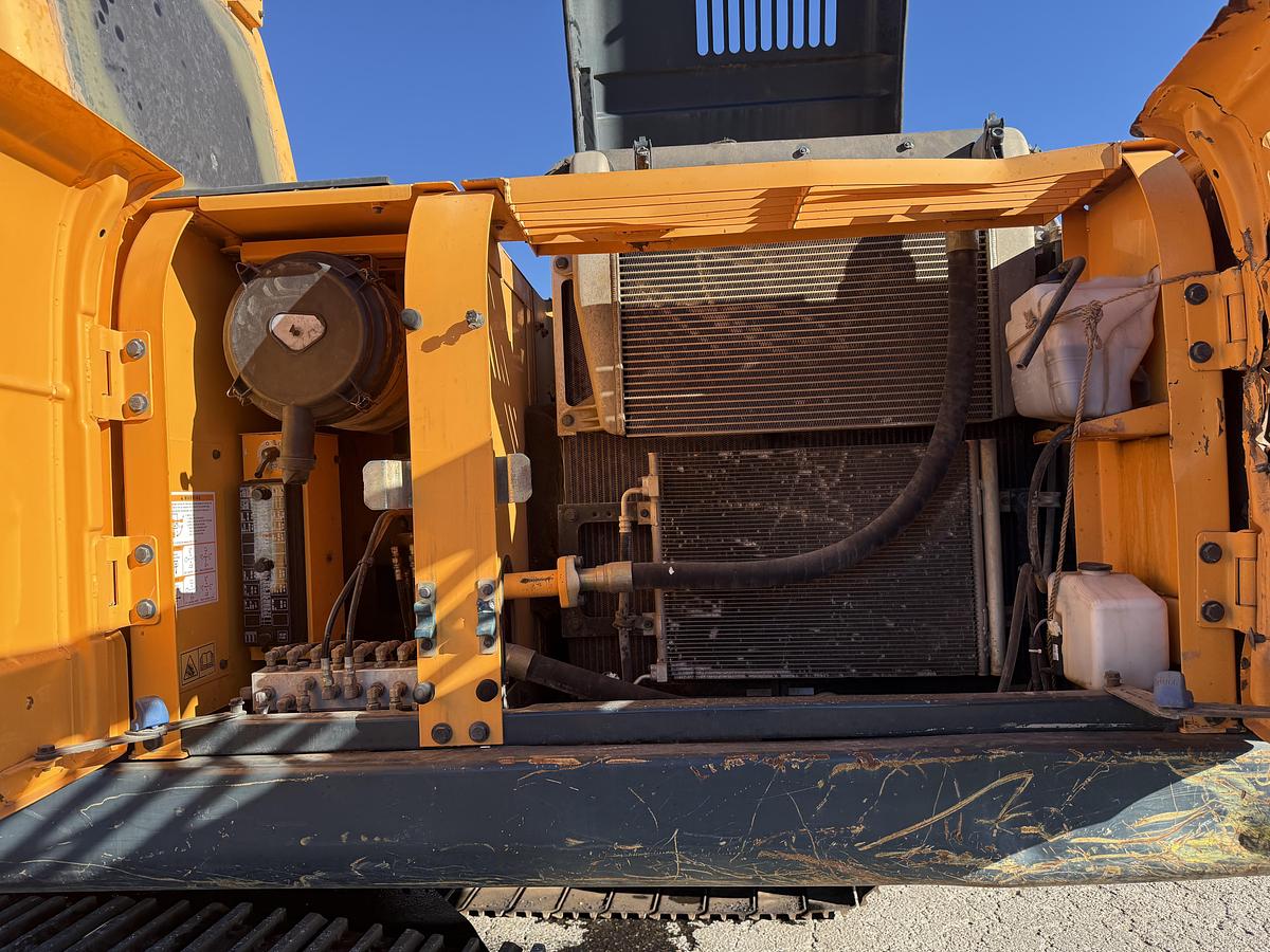 Used 2011 HYUNDAI ROBEX 250 LC9 EXCAVATOR