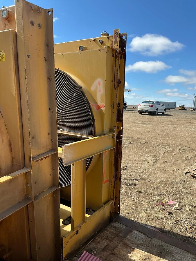 Used Caterpillar 3512 Electric Motor-Powered Radiator/Cooling Unit 