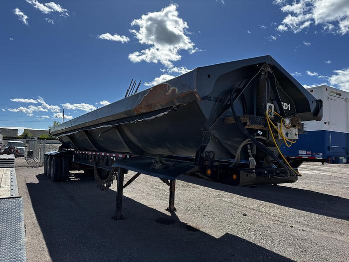 Used 2014 Trail King Side Dump