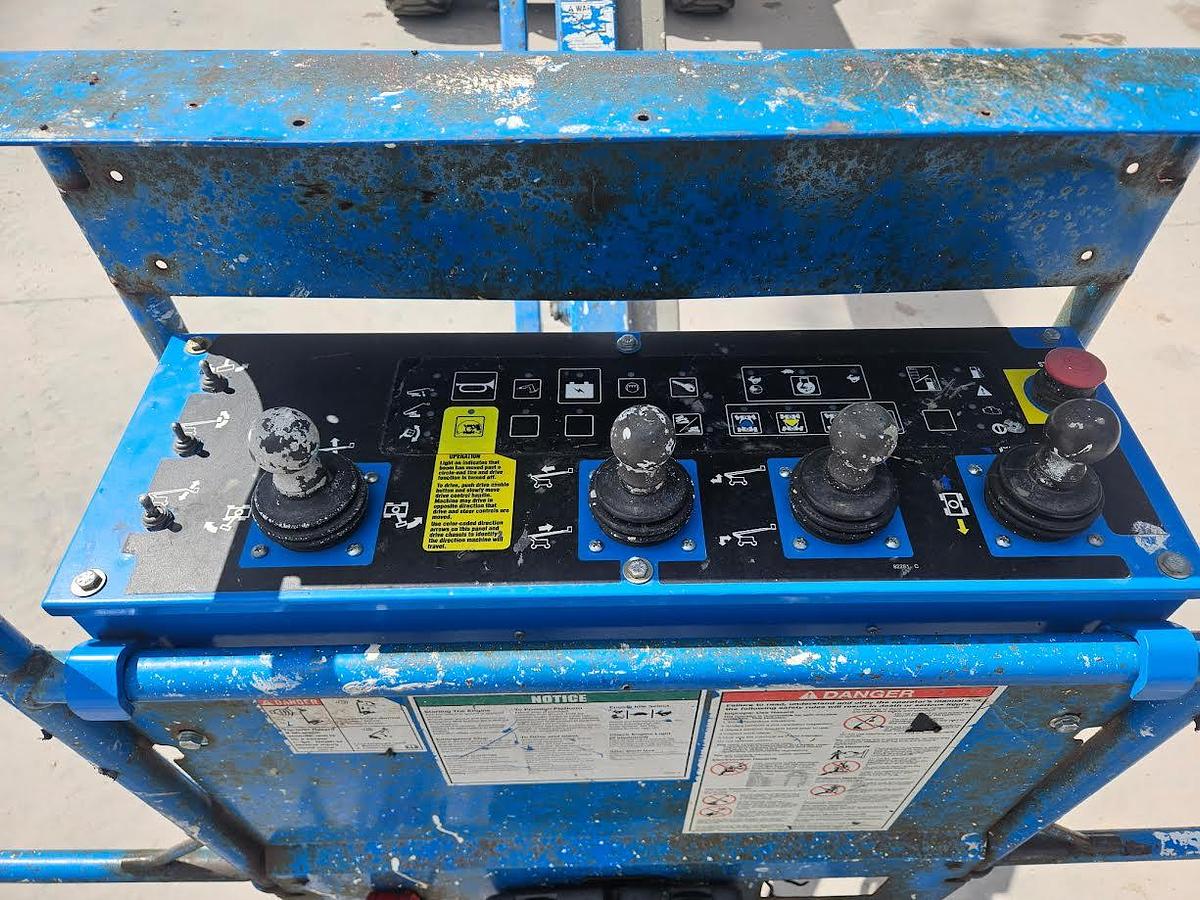Used 2012 Genie Man Lift 