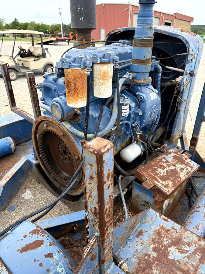 Used Trailered Detroit Engine, Water Pump