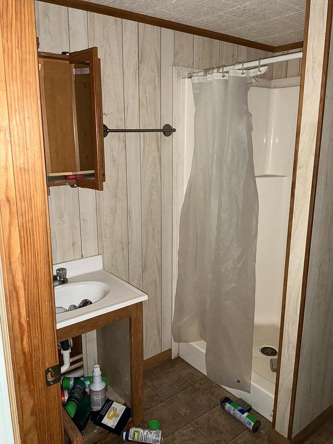 Used 2011 Man Camp DBI
