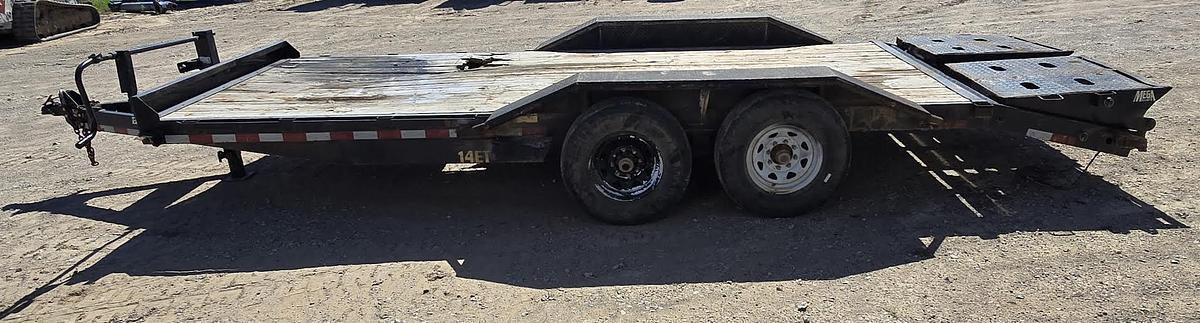 Used 2017 Big Tex Heavy Duty Tandem Axle Equipment Trailer