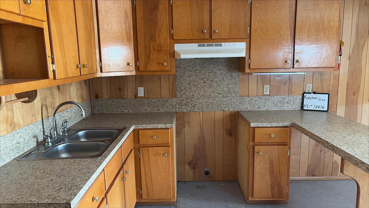 Used Crew House, Man Camp