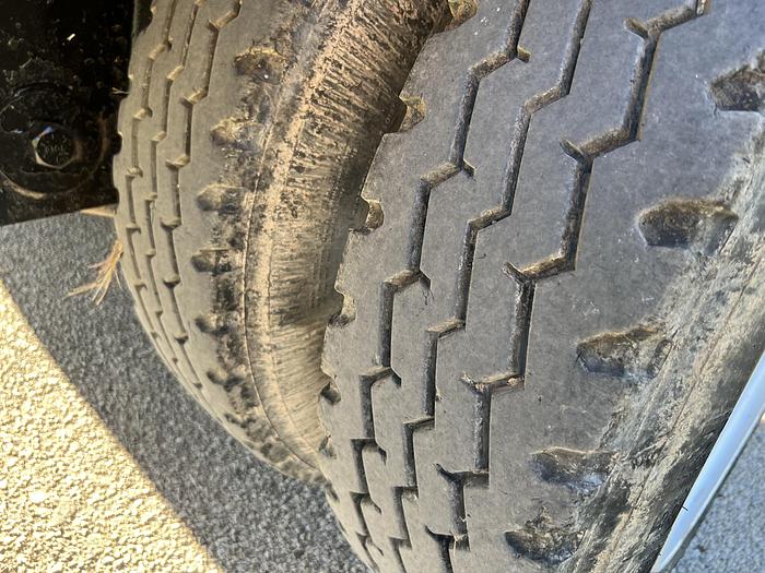 Used 2010 Dorsey 3 axle rolling tail trailer