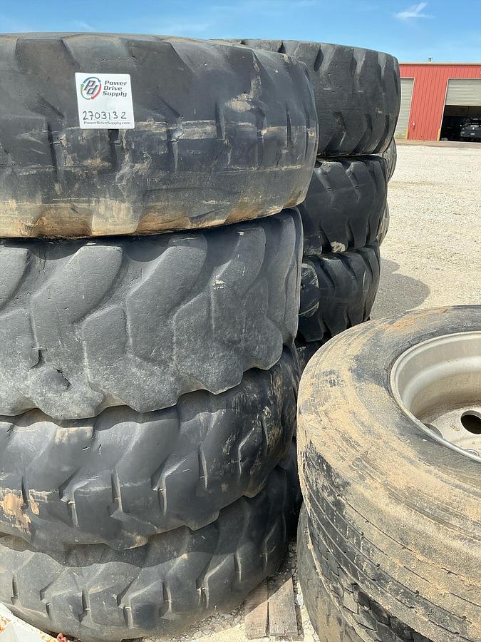 Used Dynamo DynaGrip Tires