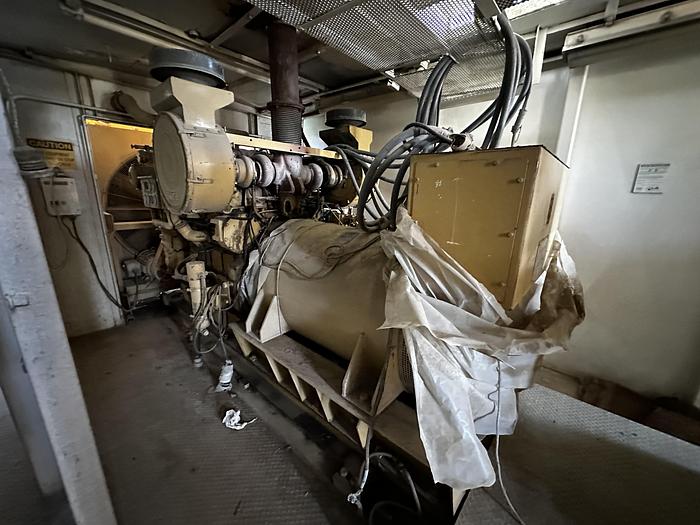Used 2001 Cat 3508 800KW Generator