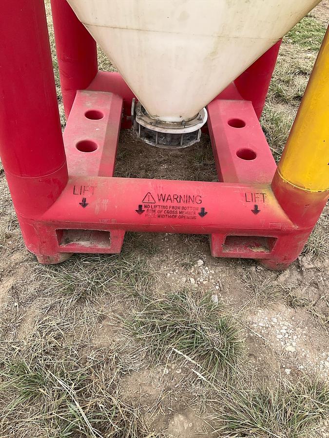 Used Snyder Flow Master Hopper