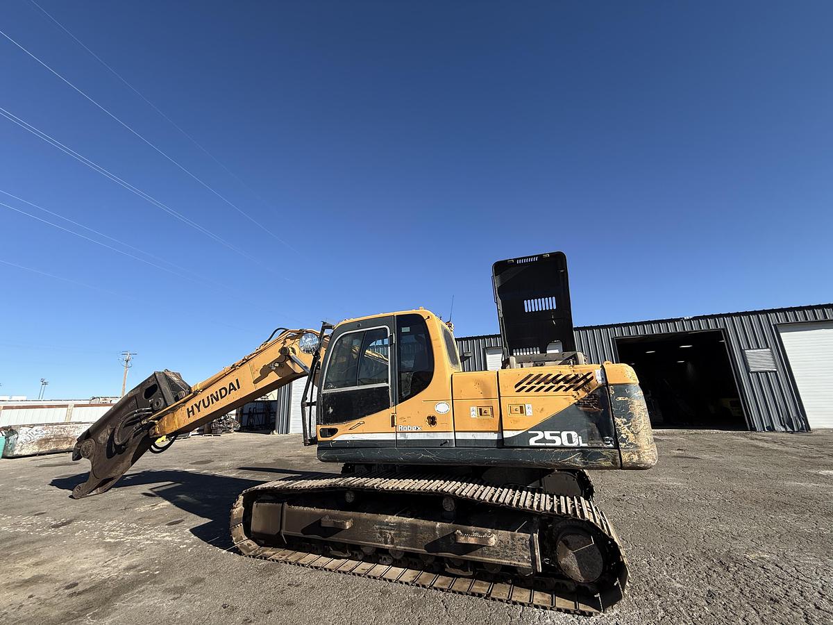 Used 2011 HYUNDAI ROBEX 250 LC9 EXCAVATOR