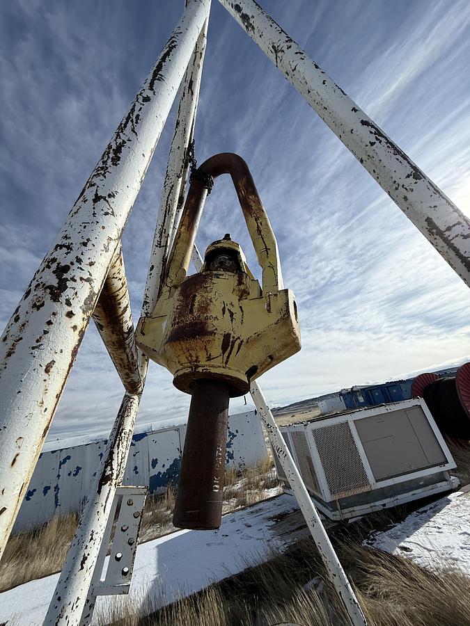 Used Emsco 250 Ton Swivel