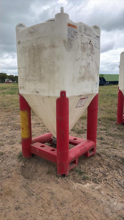 Used Snyder Flow Master Hopper