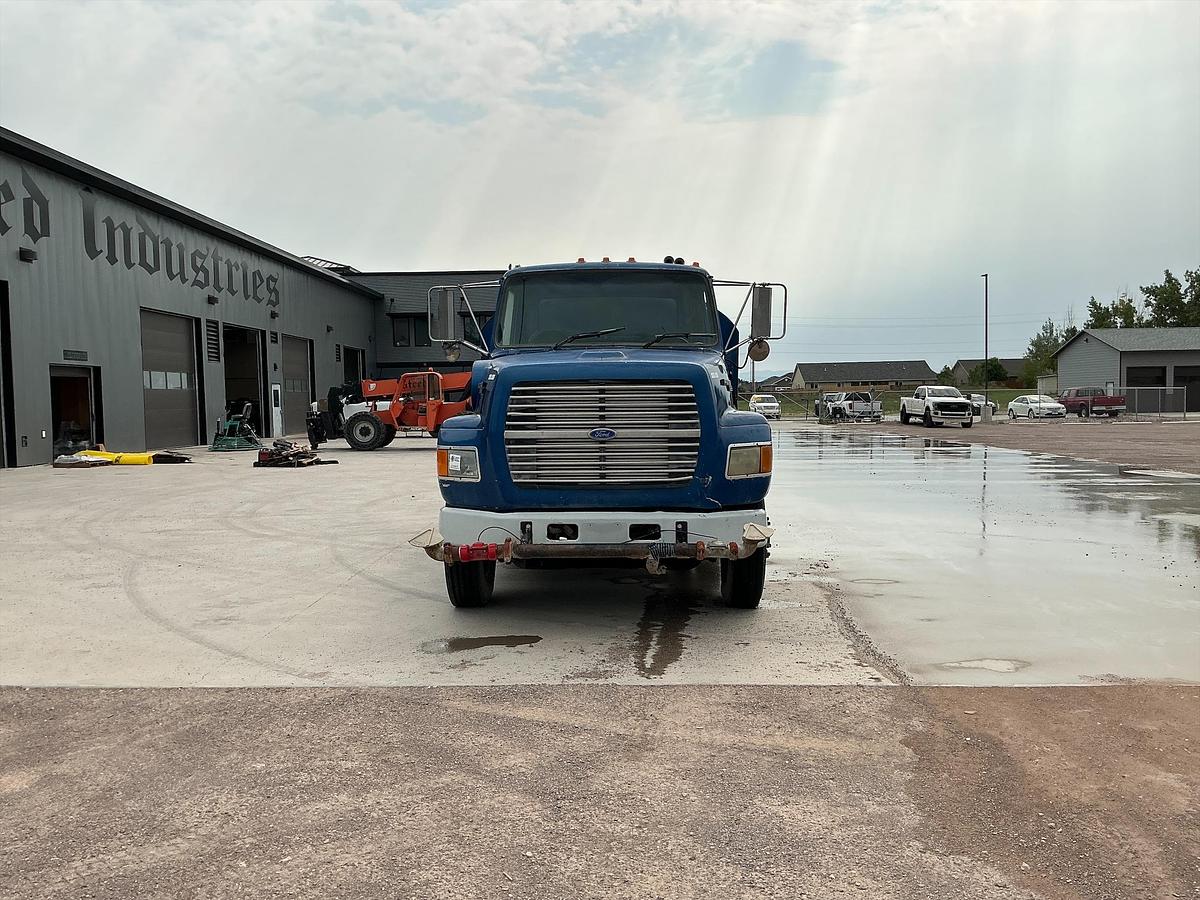 Used Ford 2000 Gallon Water Truck