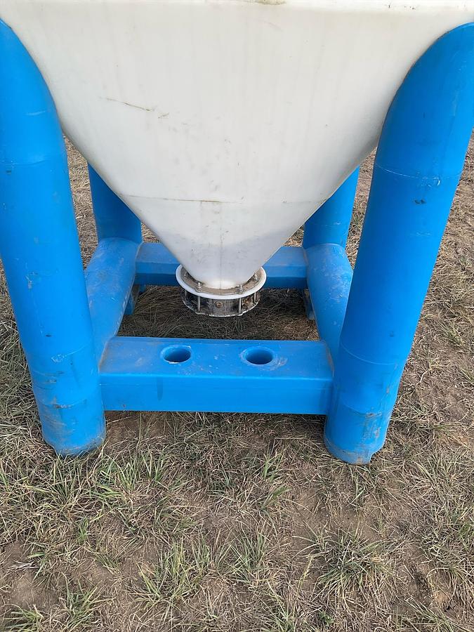 Used Snyder Flow Master Hopper