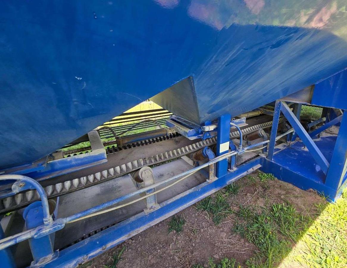 Used 2012 APPCO FS-40 T/A SAND HOG