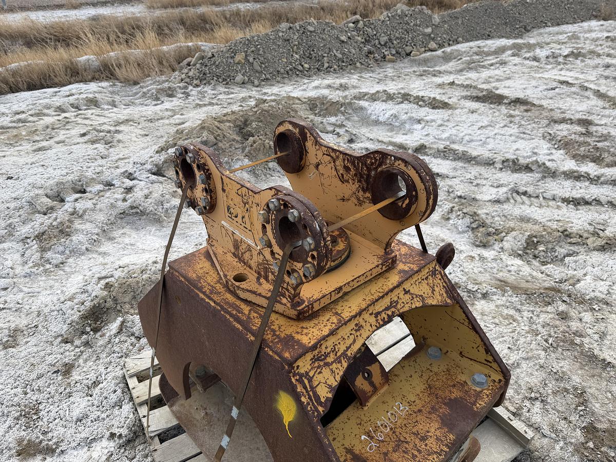 Used BTI 24in Plate Compactor Attachment