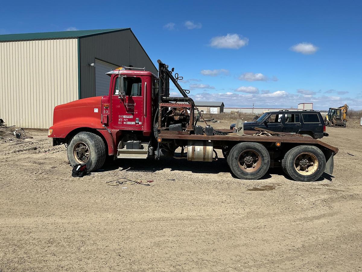 Used International Semi Winch Truck