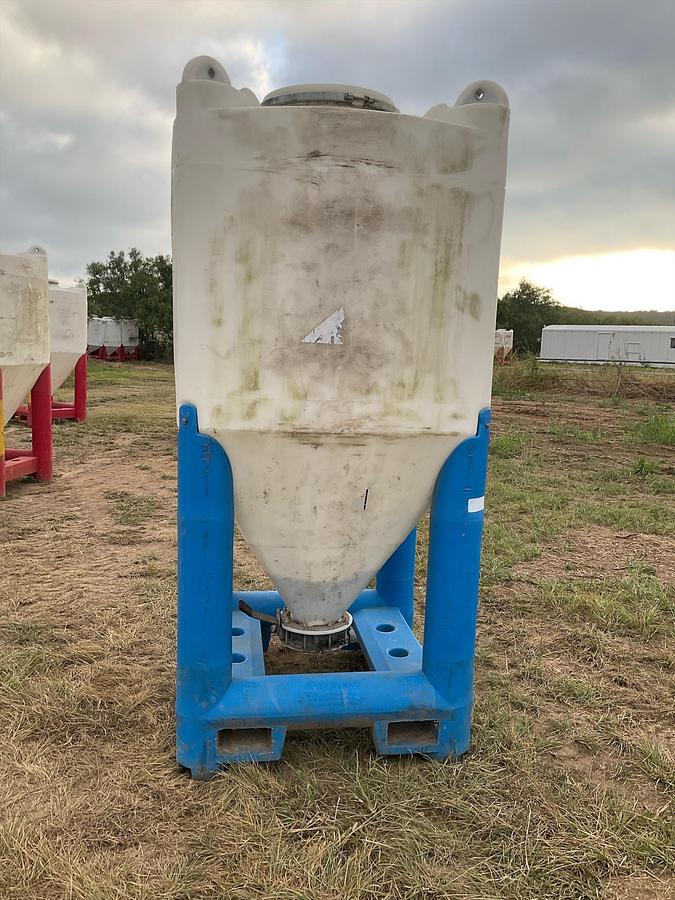 Used Snyder Flow Master Hopper