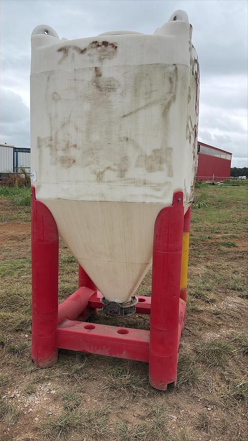 Used Snyder Flow Master Hopper
