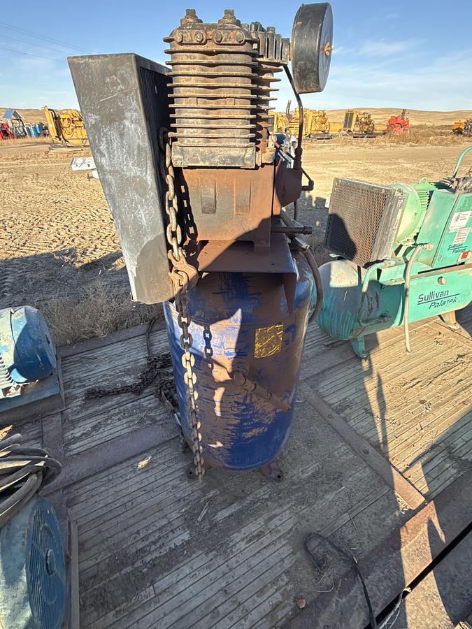 Used Cast air  Air compressor