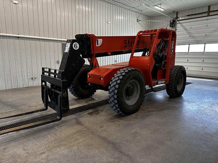 Used 2005 JLG SkyTrak 6062