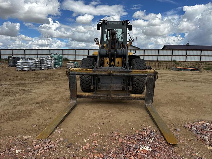 Used John Deere 624 K
