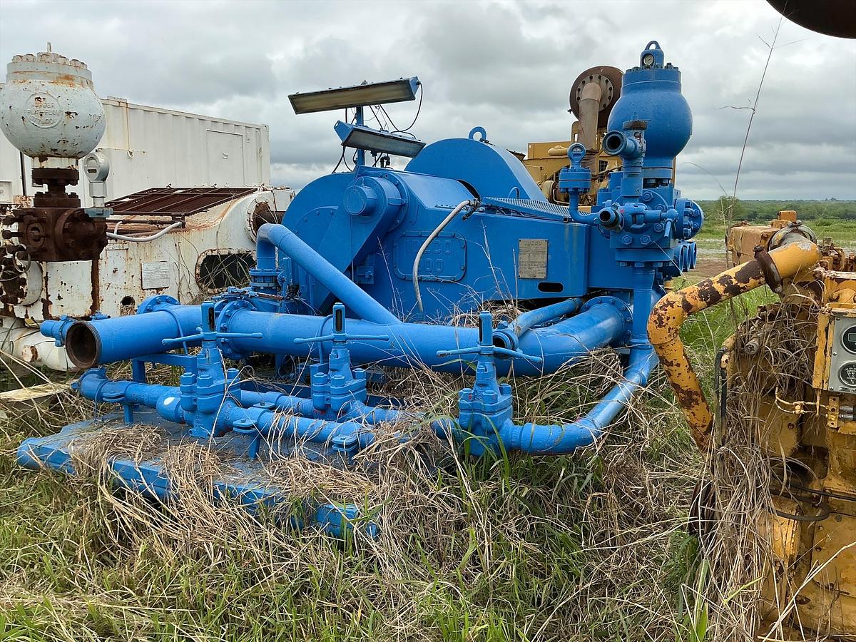 Used IDECO T800 Mud Pump Skid 