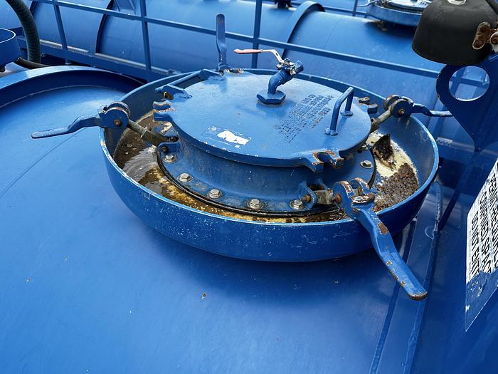 Used 2015 Worley Acid/ Gel Transport Trailer