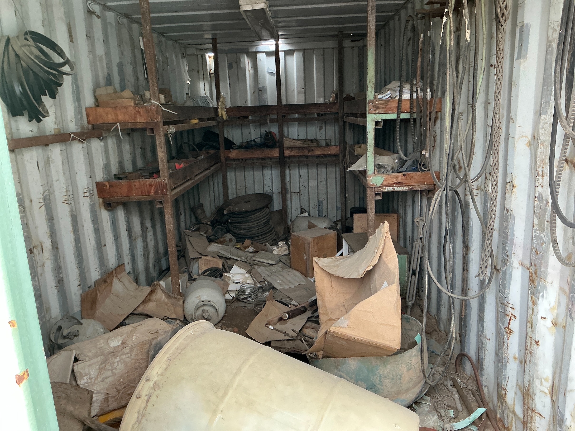 Used Welded Steel Connex w/Shelves