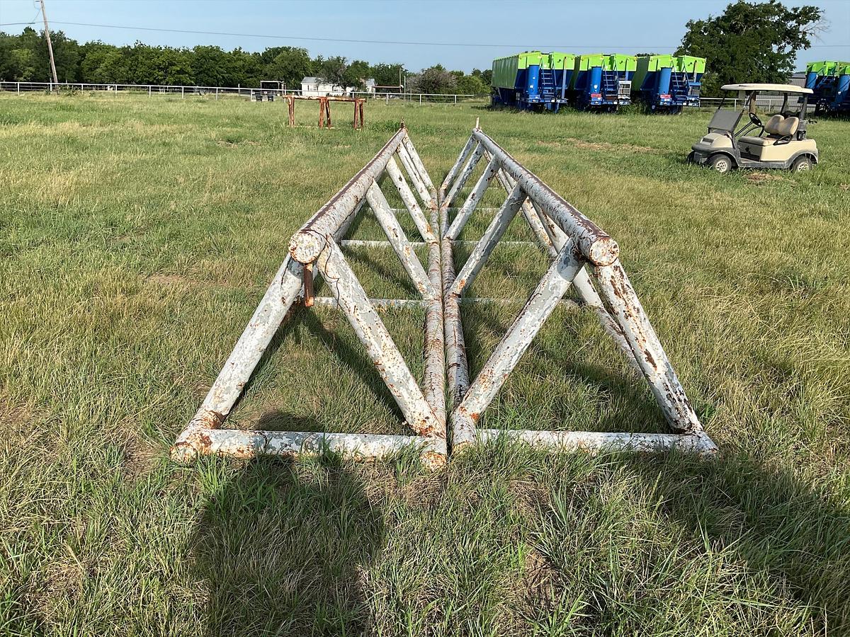 Used Pipe Racks – Set of 2