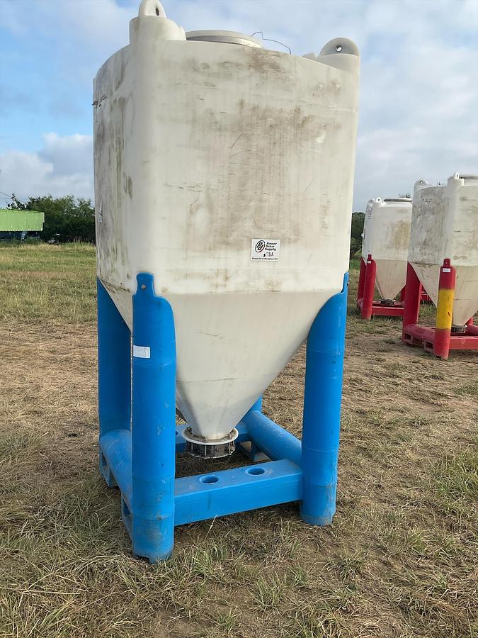 Used Snyder Flow Master Hopper 