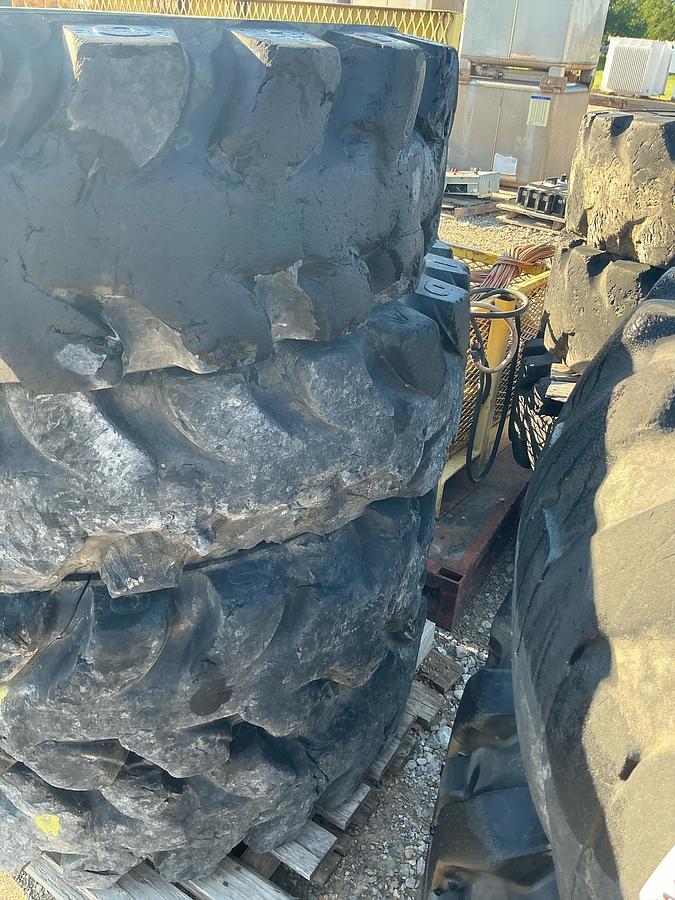 Used Solideal Solid Air Tires