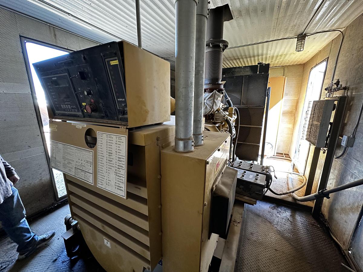 Used 2008 Cat G3408 Natural Gas 376 KVA Generator