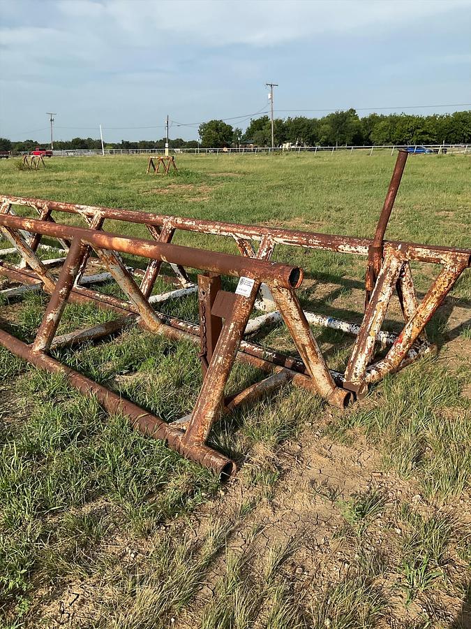 Used Pipe Racks – Set of 2