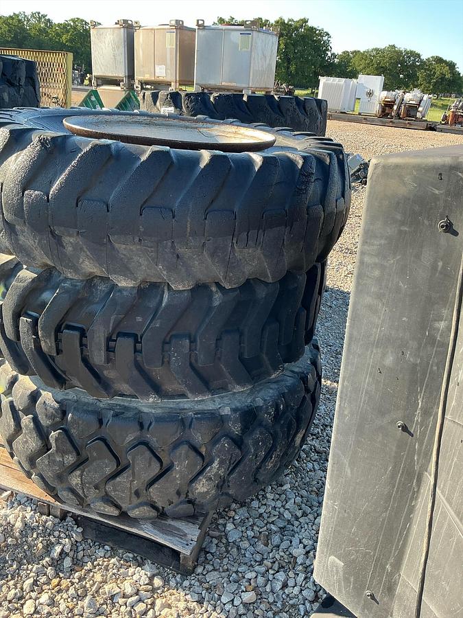 Used American Contractors Tires