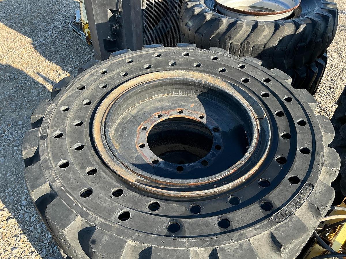 Used EZ Load Tires 