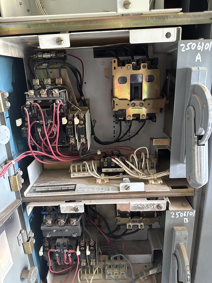 Used ALLEN BRADLEY 600 volts breaker 60 HZ
