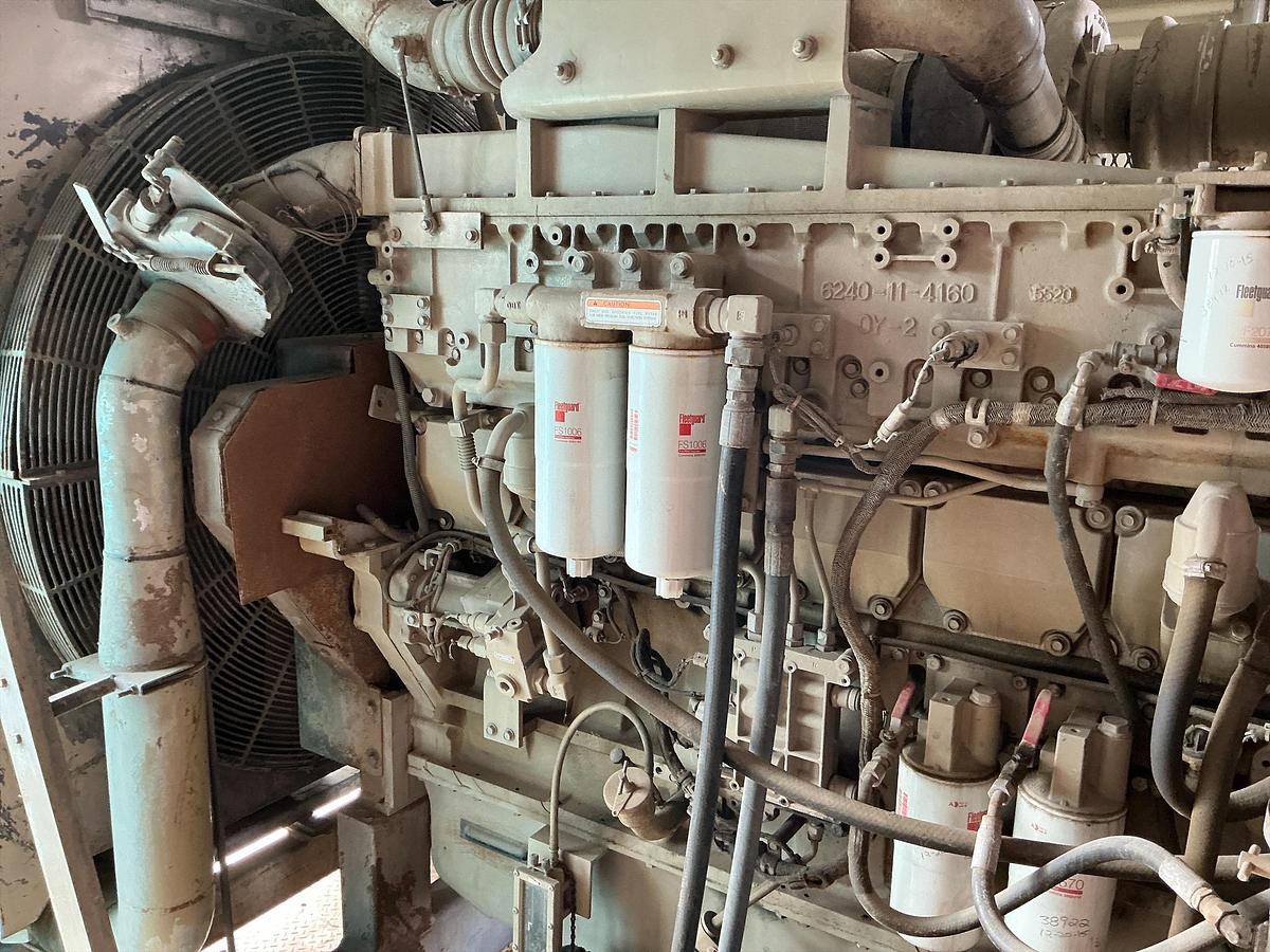Used 2005 Cummins 500kw Diesel Generator