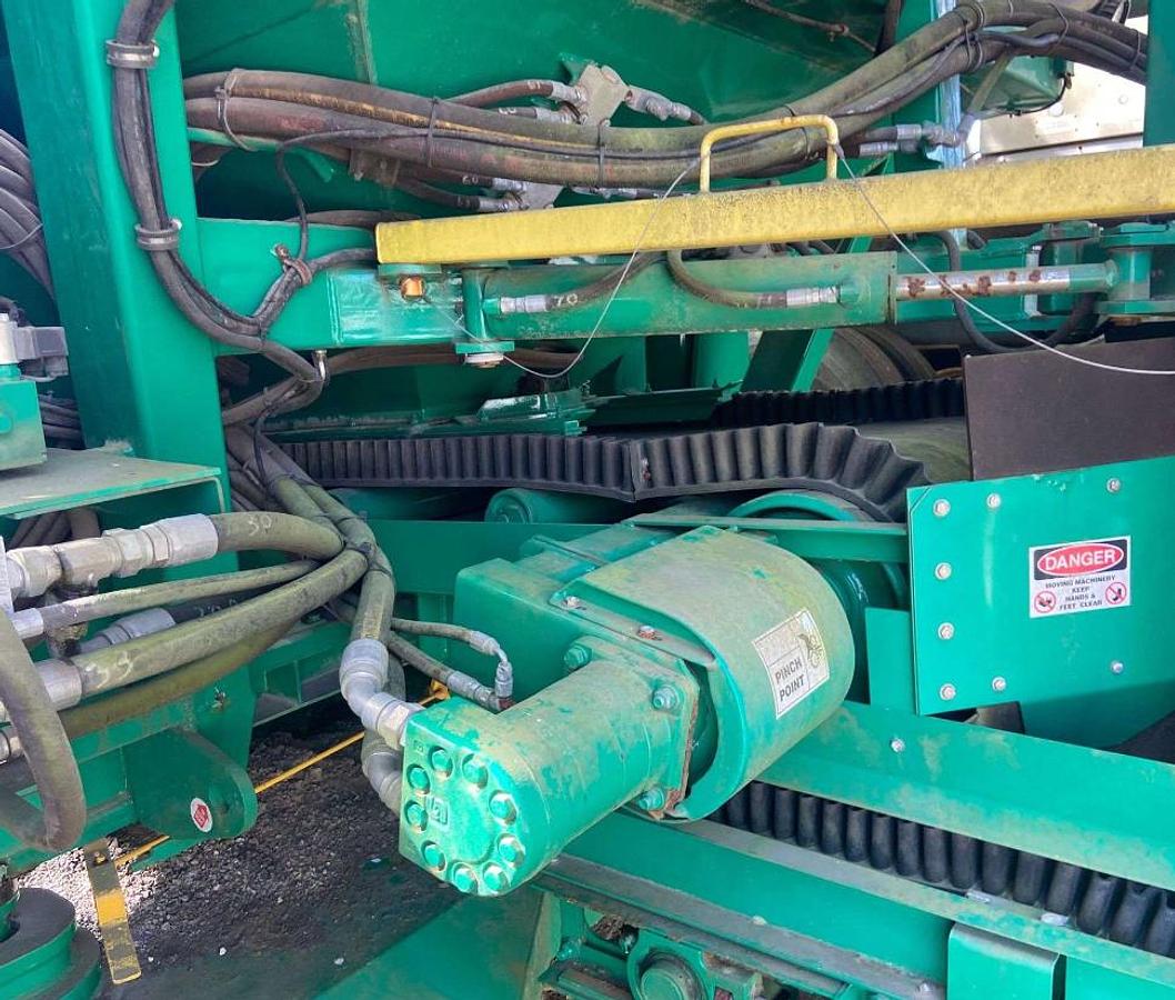 Used 2013 CHARLTON & HILL ESH-1701 T/A SAND HOGG TRAILER