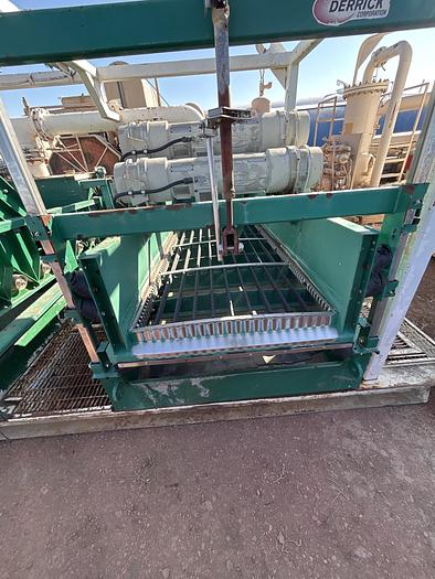 Used Derrick Corporation FL504 Shaker