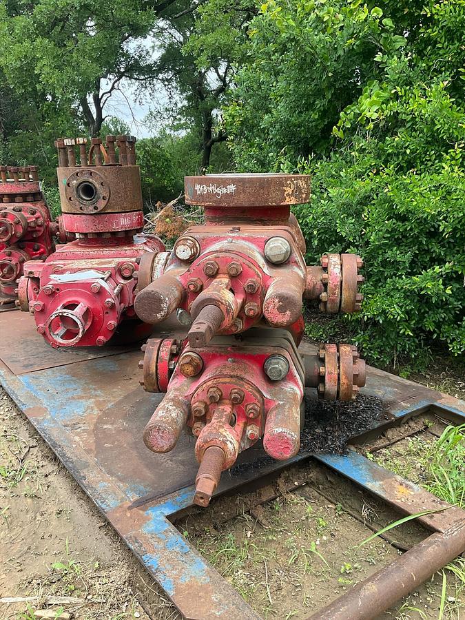 Used Double Ram BOP 6211 