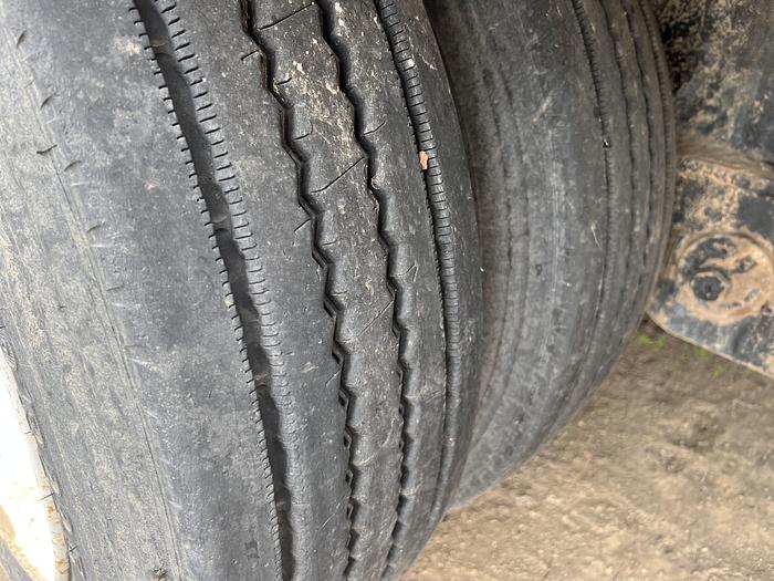 Used 2019 Transcraft 48' Step Deck