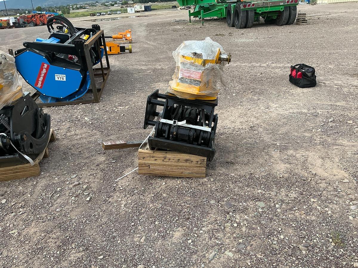 Used 2026 LYALS ALSERG60 32 in Excavator Grapple (Unused)