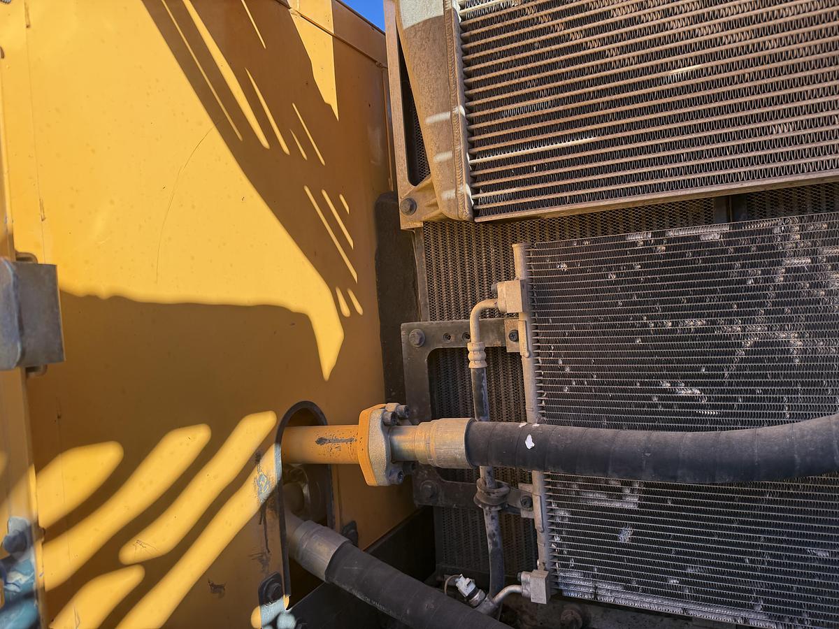 Used 2011 HYUNDAI ROBEX 250 LC9 EXCAVATOR